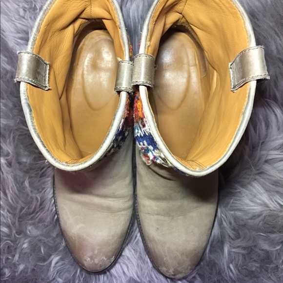 Embroidered Southwestern Tapestry Ankle Boots - Picture 3 of 6